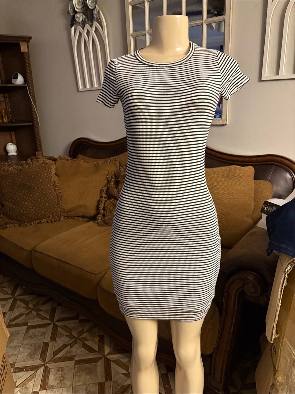 Striped Short Sleeve Bodycon Dress - Black & White